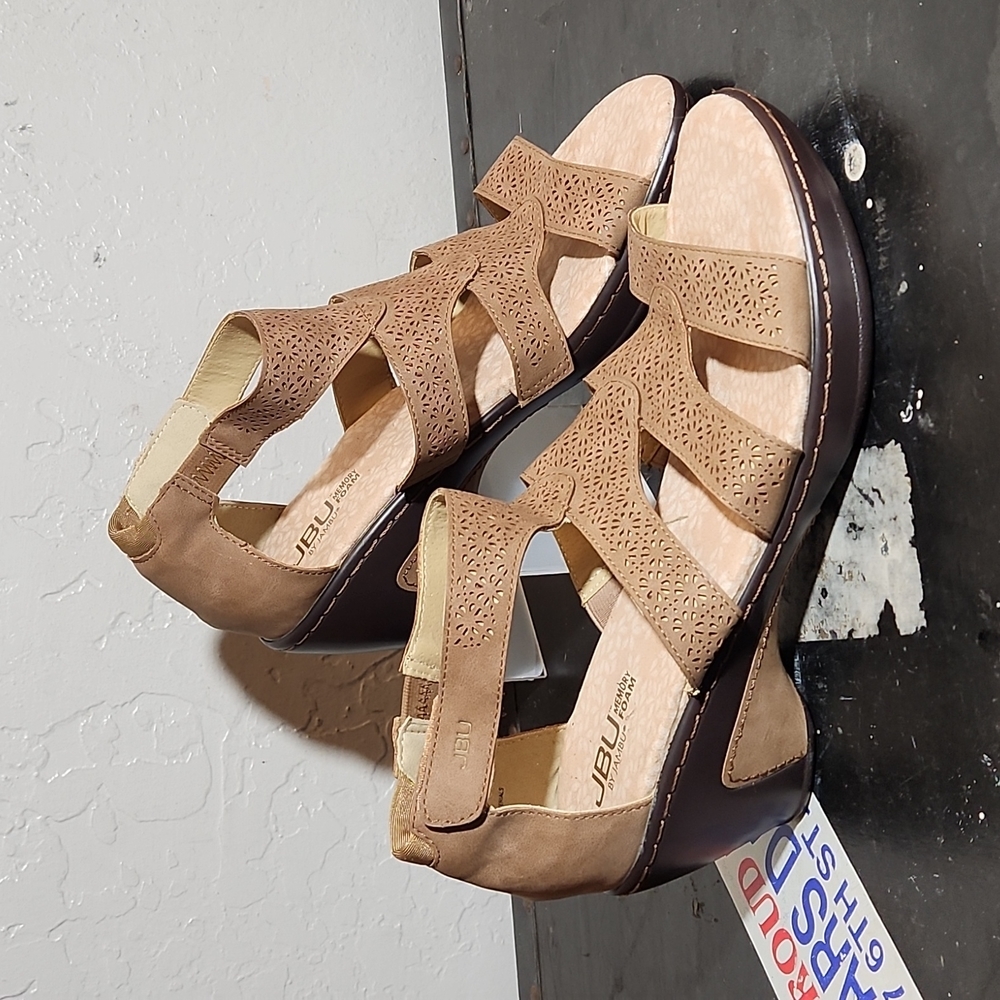 JBU Tan Wedges